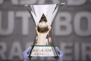Brasileirão pode ser paralisado por pressão dos clubes após proibição das bets Lucas Figueiredo/ CB