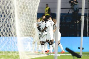 Atlético-MG perde para o Montevideo mas vai à final da Sul-Americana contra o Boca Juniors