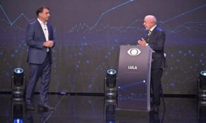 Campanha de Lula apresenta acordo com Flávio para abrir sigilos
