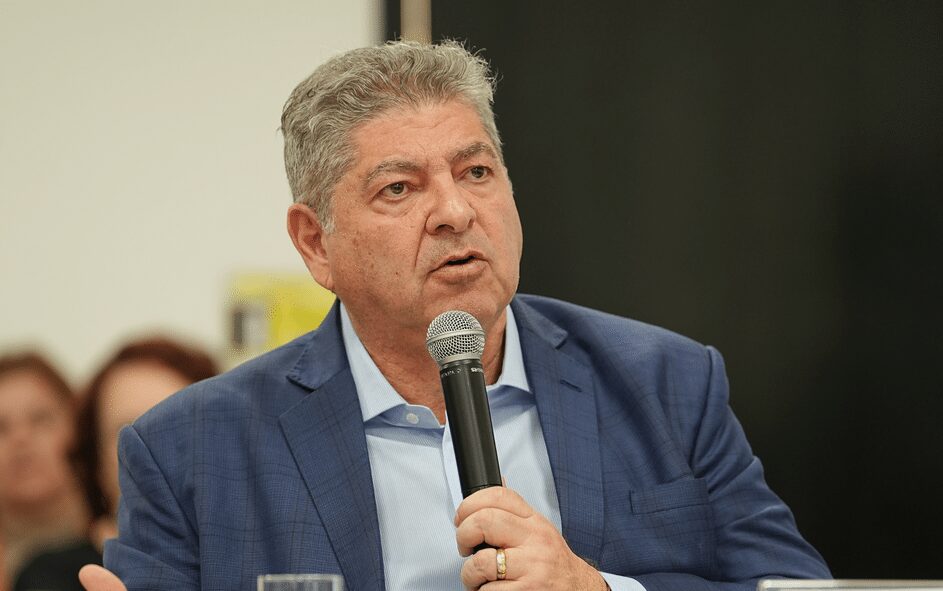 TCE aponta R$ 1,94 bilhão em despesas da Saúde de Mato Grosso e cobra plano para reduzir gastos sem licitação