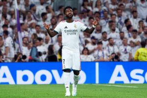 Vini Jr. é criticado após jogos da Liga dos Campeões: "Desaparece"